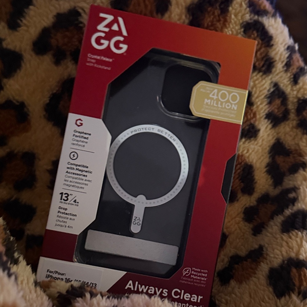 ZAGG Always Clear iPhone 16e/15/14/13